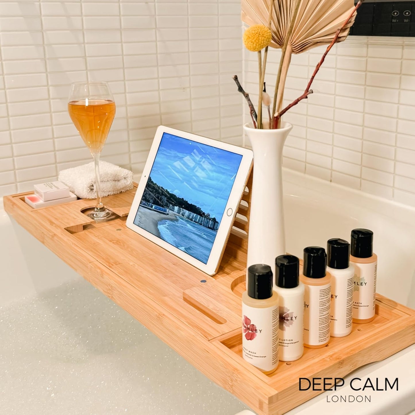 Badewannenablage - Verstellbares Bambus-Badewannenbrett - Rutschfeste Badewannenablage Passend Für Die Meisten Badewannen - Hält Buch, Ipad, Telefon, Glas, Kerze (Natural)
